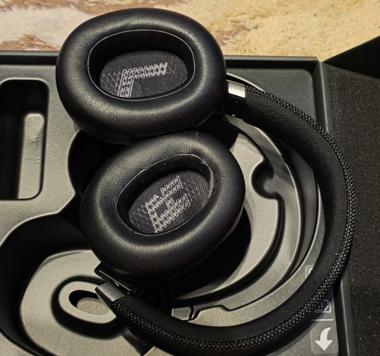 Căști JBL 660 NC