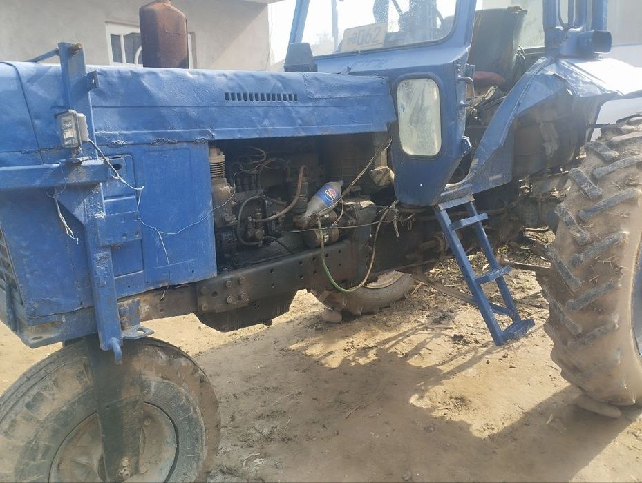 T80 Belarus Traktor