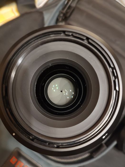 Obiectiv 40mm/F1,8 VR