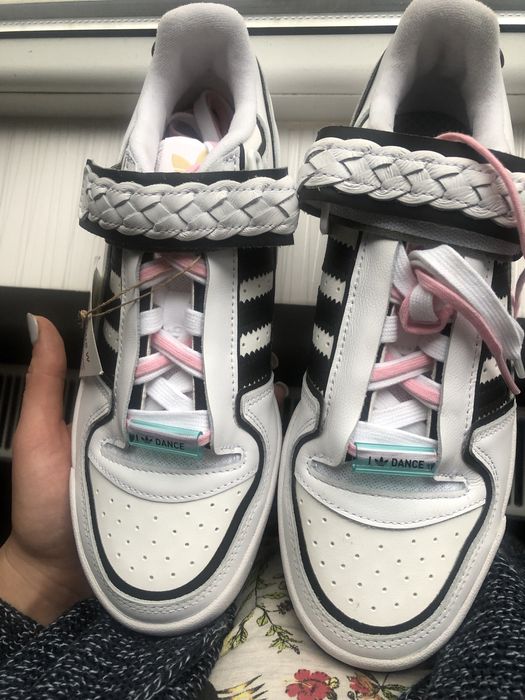 Adidasi Adidas dama din piele naturala