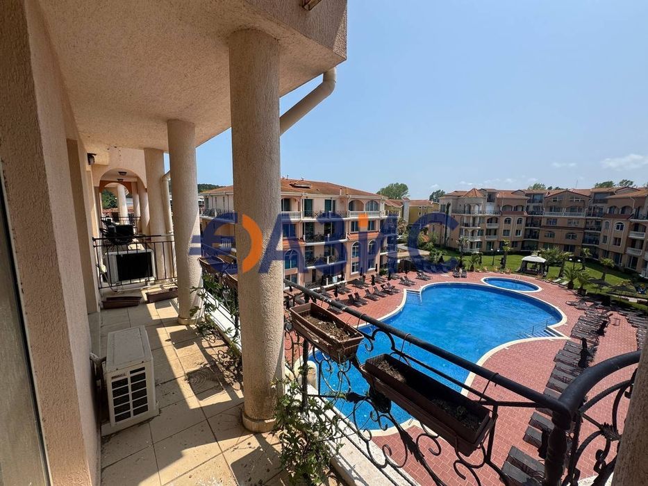 Просторен апартамент с 1 спалня в комплекс "Хасиенда Бийч", Созопол,