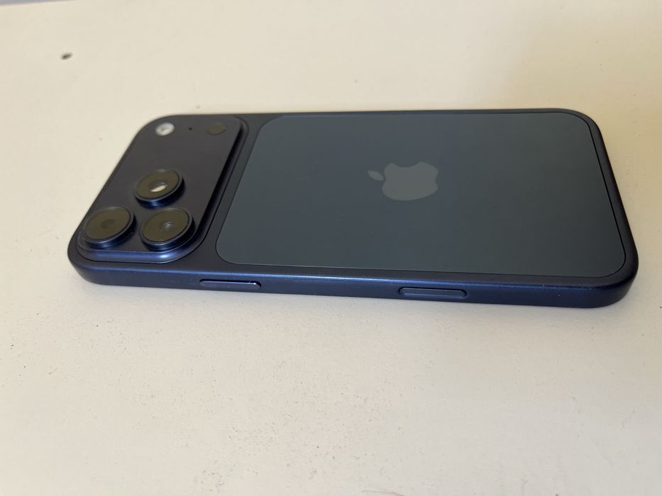 Iphone 17 pro max 1 T