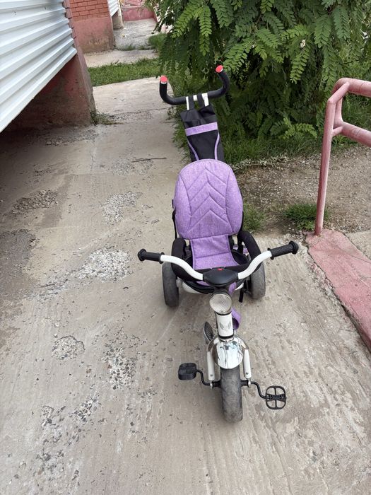 Продам трехколесный велосипед