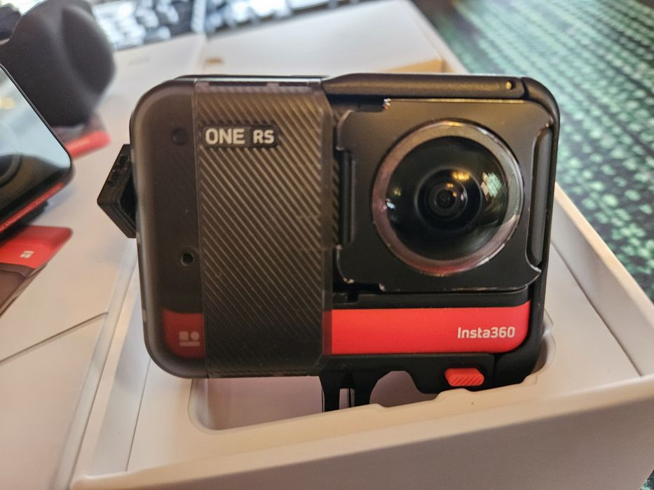 Insta360 ONE RS Twin Edition