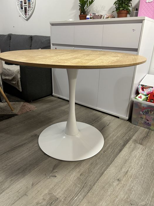 Кръгла трапезна маса ф100