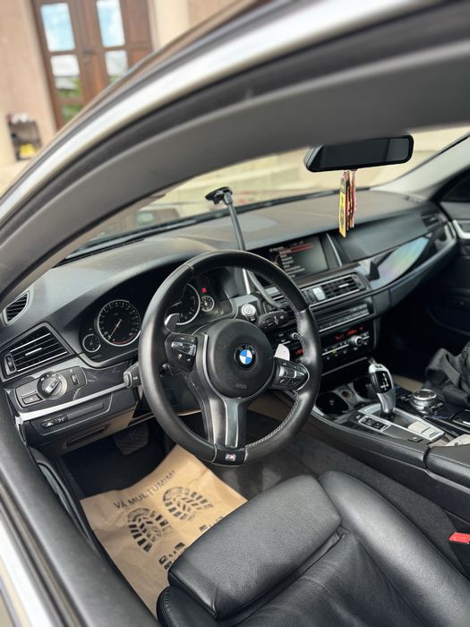 Vand BMW F10 Facelift 2015 Pachet M / O Daune /  Memorii scaune / ceasuri digitale / Jante R19