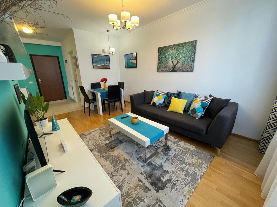 Proprietar inchiriez apartament 2 camere Sisesti