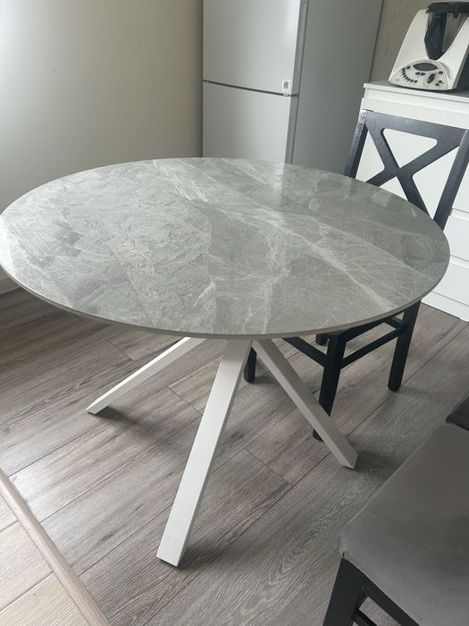 Стол кухонный круглый