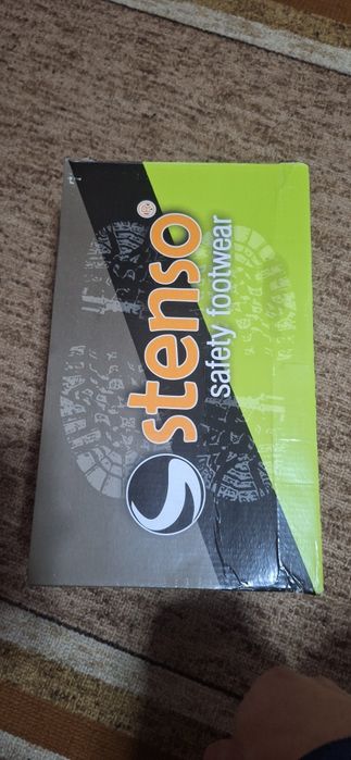 Работни обувки нови