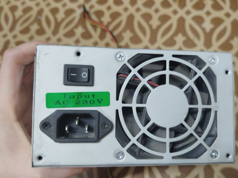 Блок питания Avalon 400W (ATX)