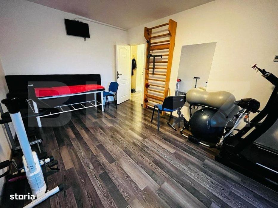 Apartament 3 camere,60mp,Micro 12