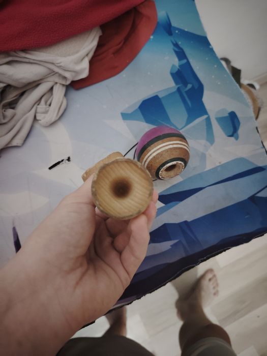 Vând kendama  sweets prime
