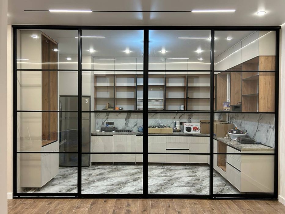 Душ кабинки и лофт перегородки