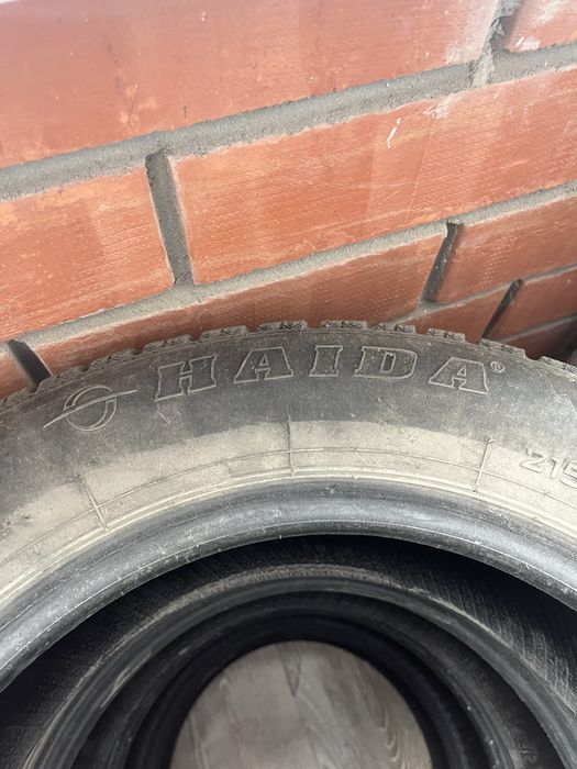 Продам шины комлект