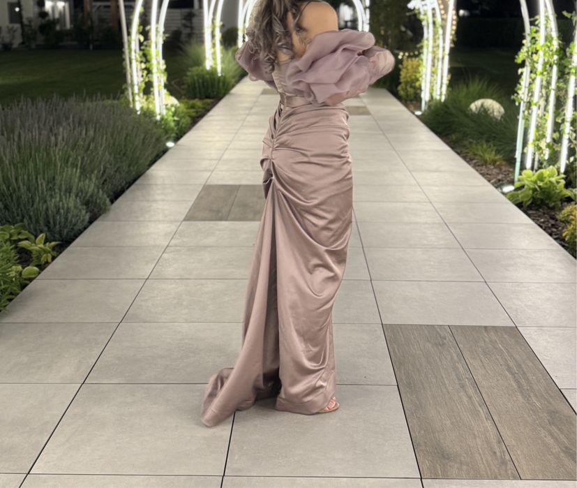 Rochie de evenimente/nunta/nasa/set nunta/atelier/croitorie/deosebita