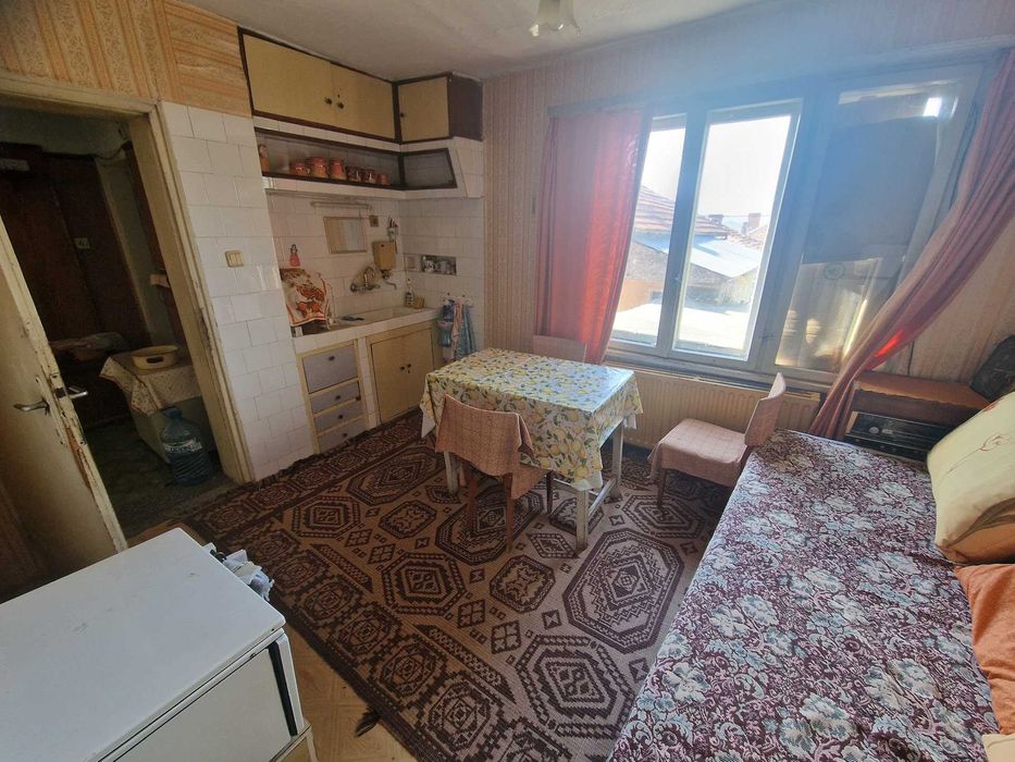 Продава се Етаж от къща в Белоградчик - 136 кв.м за 317 €/кв.м - Снимка #3
