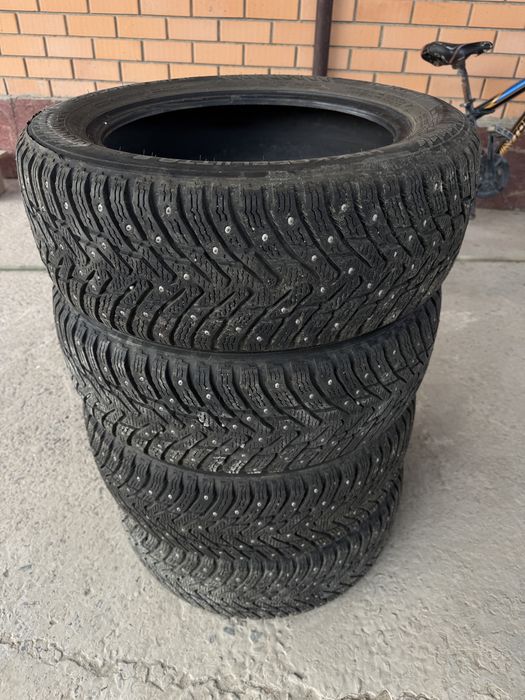 Шины зимние 205/55-R16