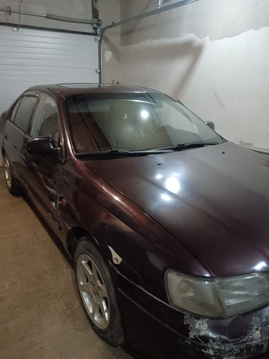 Тойота Карина е 92