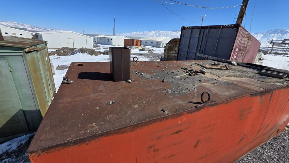 Емкость для хранения и разогрева битума