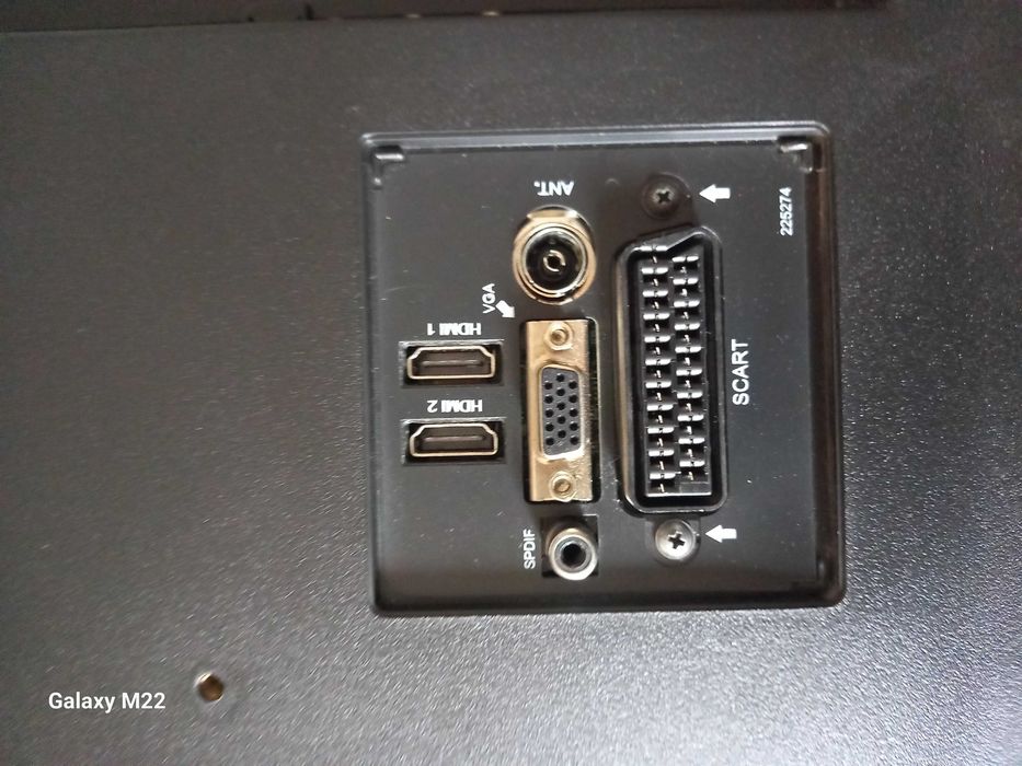 Televizor LED Hyundai, 81cm, 32 HYN 1450B impecabil