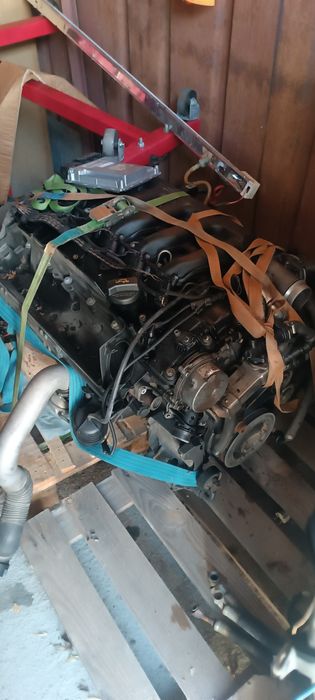 Двигател M57D30 218 hp 730D и скоростна кутия