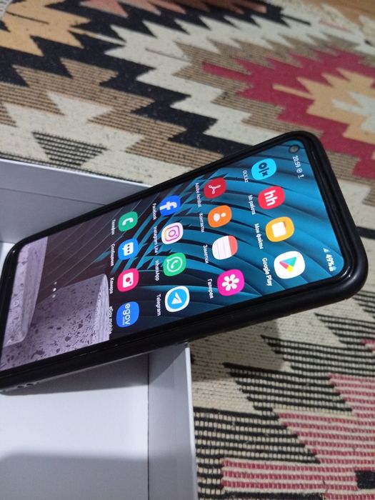 Продаю Samsung A11