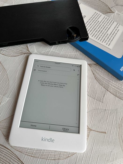 Kindle (10th Gen) 2019 + ПОДАРЪК магнитен кейс