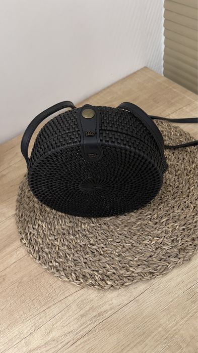 Клатч , элегантный и удобный