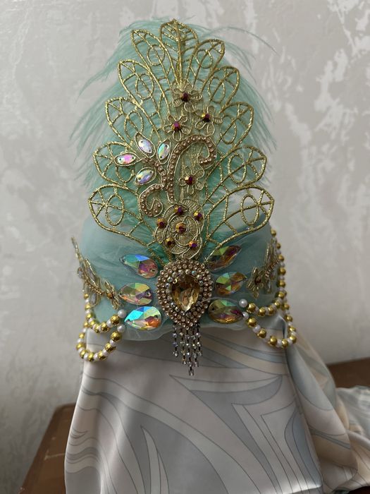 Продам  женский головной убор