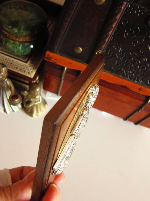 cadou deosebit rar Madonna Maria Franta 1970 handmade