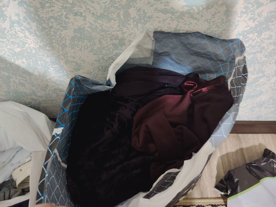 Tekinga kiyimlari oyoq kiyim beriladi