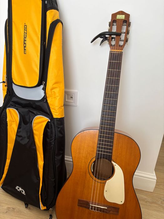 Класическа китара Hofner