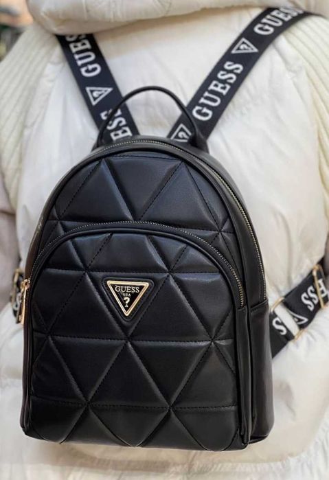 Раници дамски топ модели