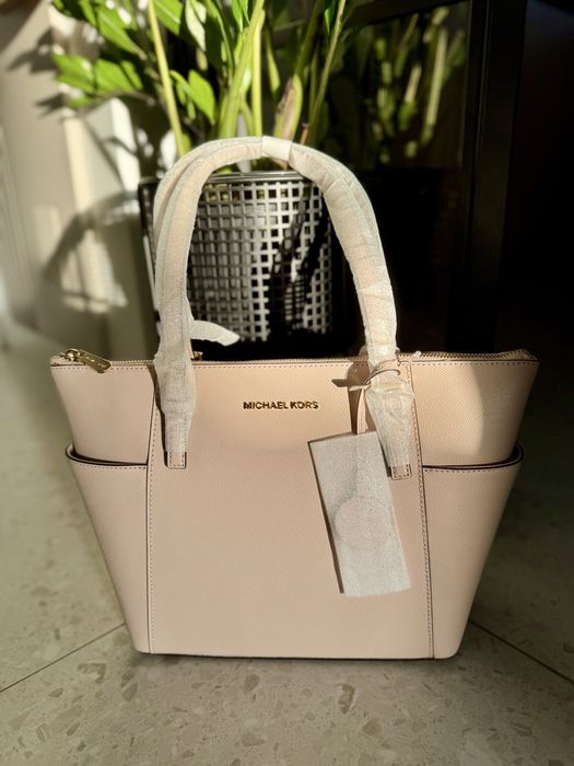 Geanta NOUA Michael Kors Sullivan Small