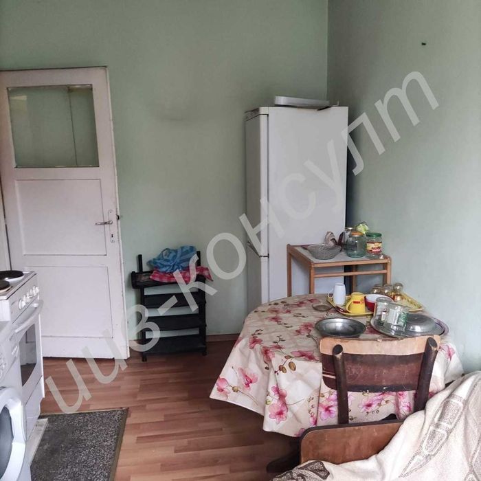 Продава се Тристаен апартамент в Велико Търново, Център - 85 кв.м за 1153 €/кв.м - Снимка #2