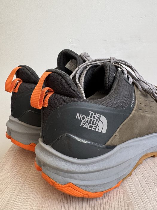 The north face кроссовки