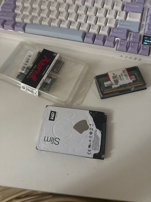 Продам память ddr4 ddr5 hdd 1tb