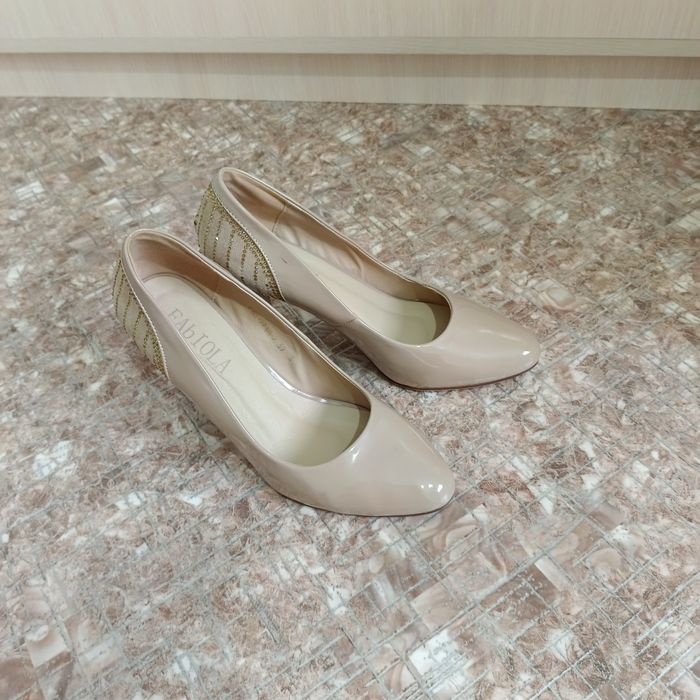 Продам туфли 38 размера