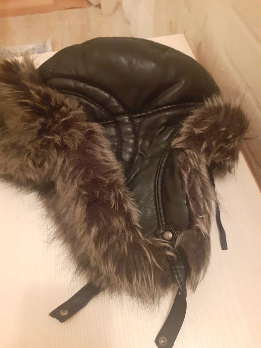 Шапка ушанка зимняя .