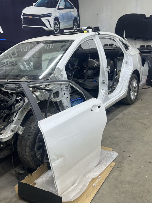 Шевролет Монза двер есік Chevrolet Monza