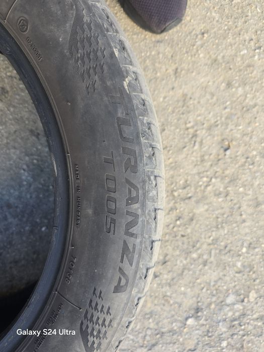 Летни гуми BRIDGESTONE TURANZA - 215/55/17   DOT: 0118 - 2 броя