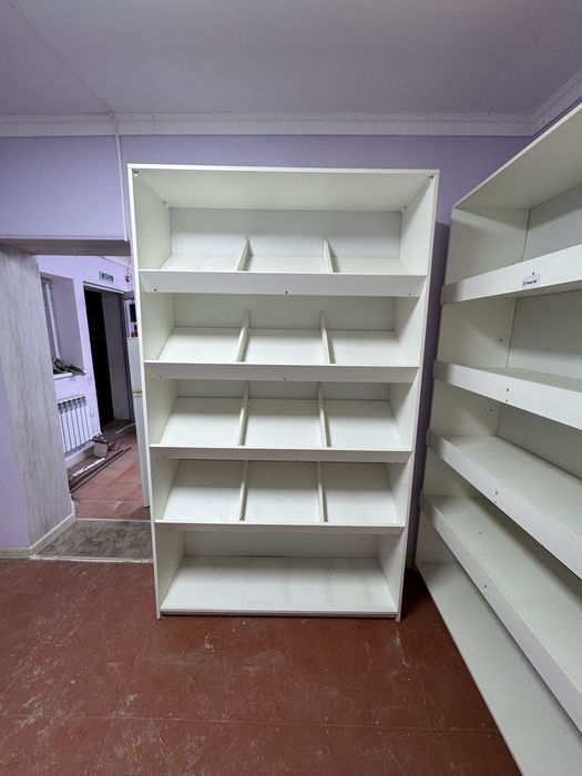 Стеллаж для магазина