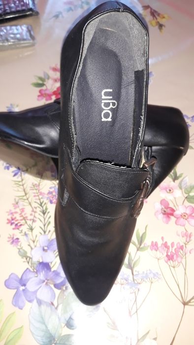 Нови естествена кожа обувки