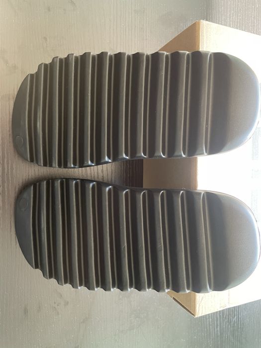 Adidas Yeezy Slides