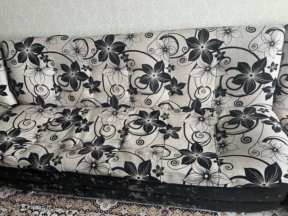 продам диван с креслами