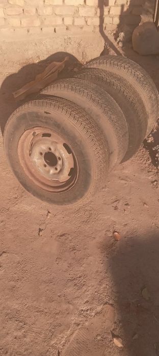 13 болон машинга сатилоди