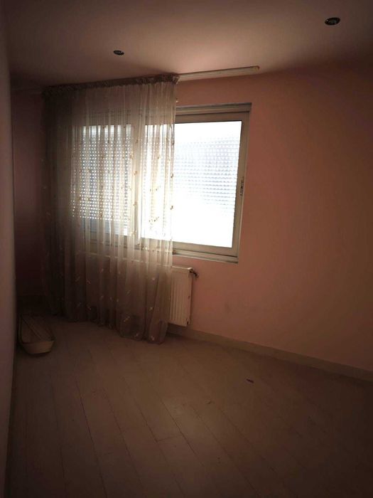 Продава се Многостаен апартамент в Петрич - 230 кв.м за 355 €/кв.м - Снимка #16