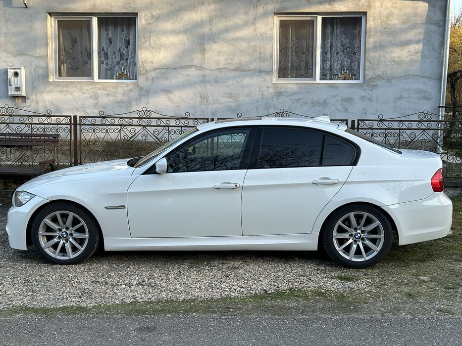 BMW 3 Series 2009 — imagine 8