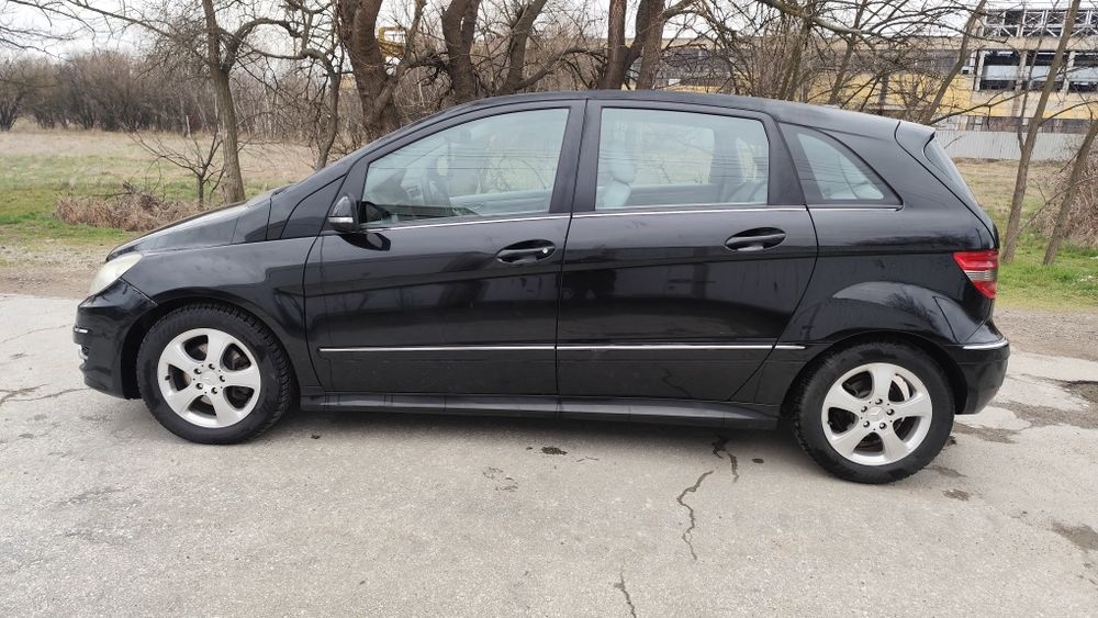 Mersedes B класа 2,0CDI автомат на части