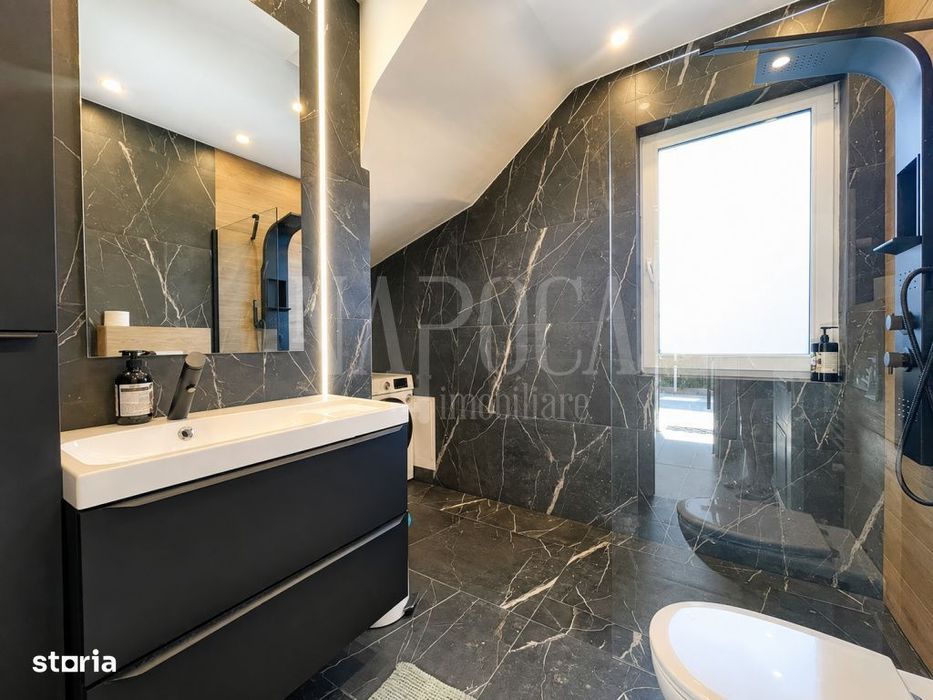 Casa 4 camere de vanzare in Floresti